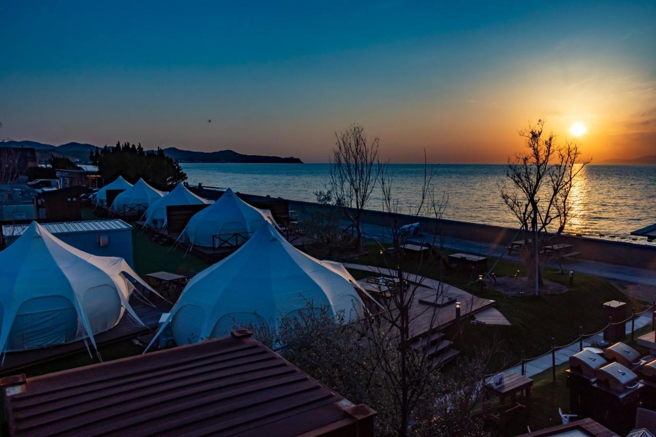 Picnic　Garden Hotel Awaji Екстериор снимка